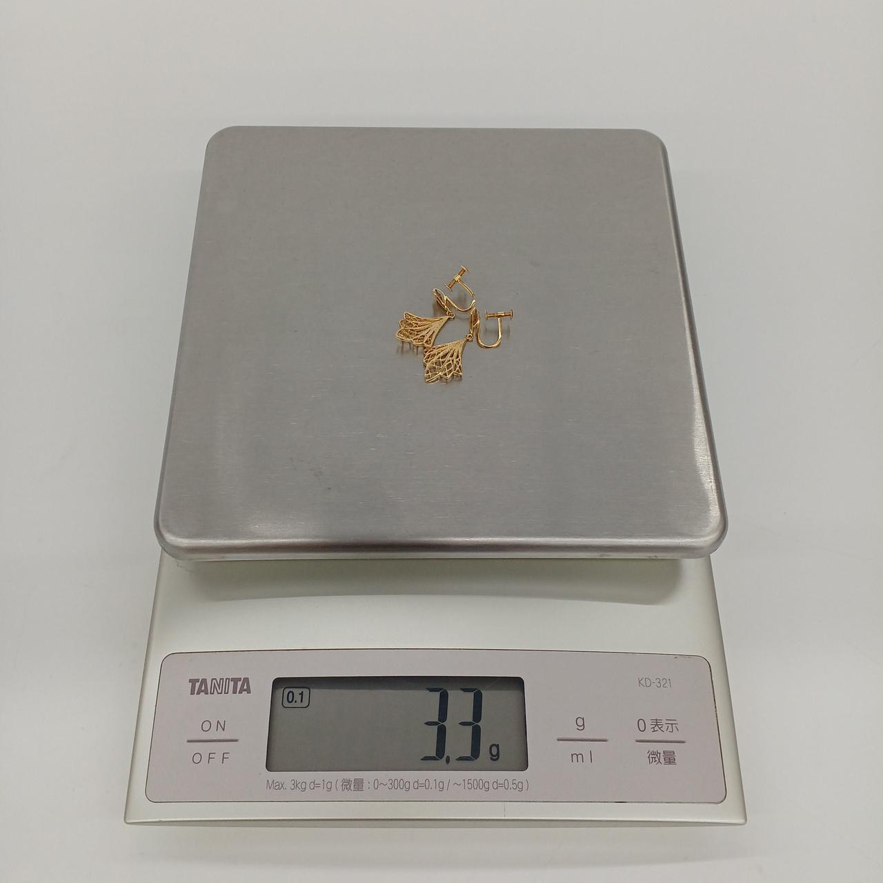 総重量3.3g