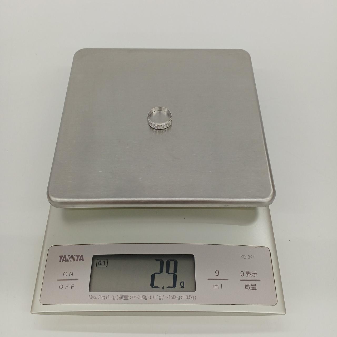 総重量2.9g