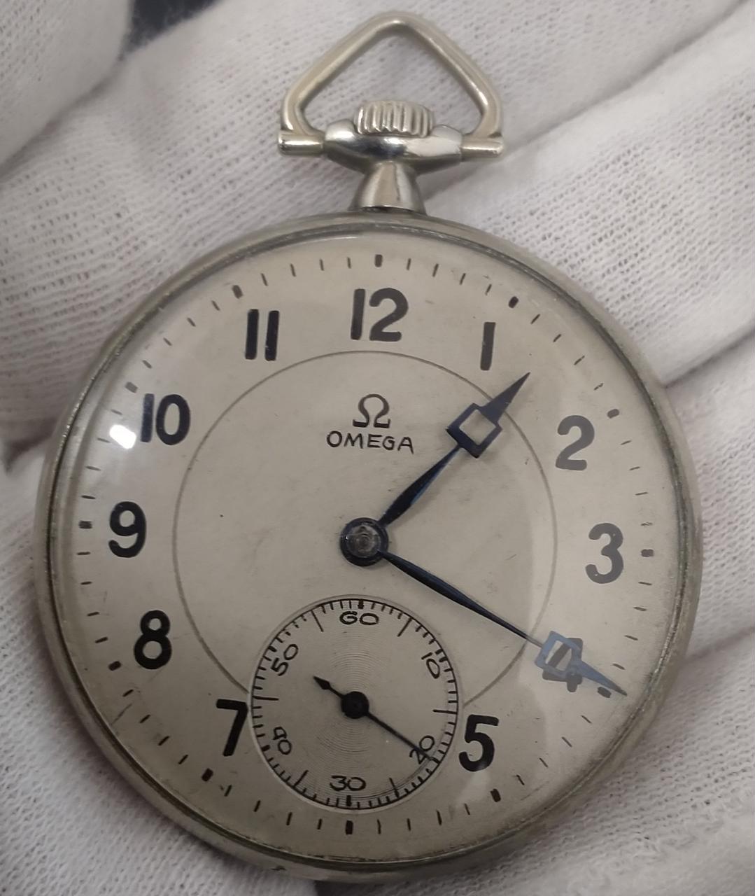 OMEGA 懐中時計 絶版モデルのオメガ（OMEGA） オープンフェイス懐中時計