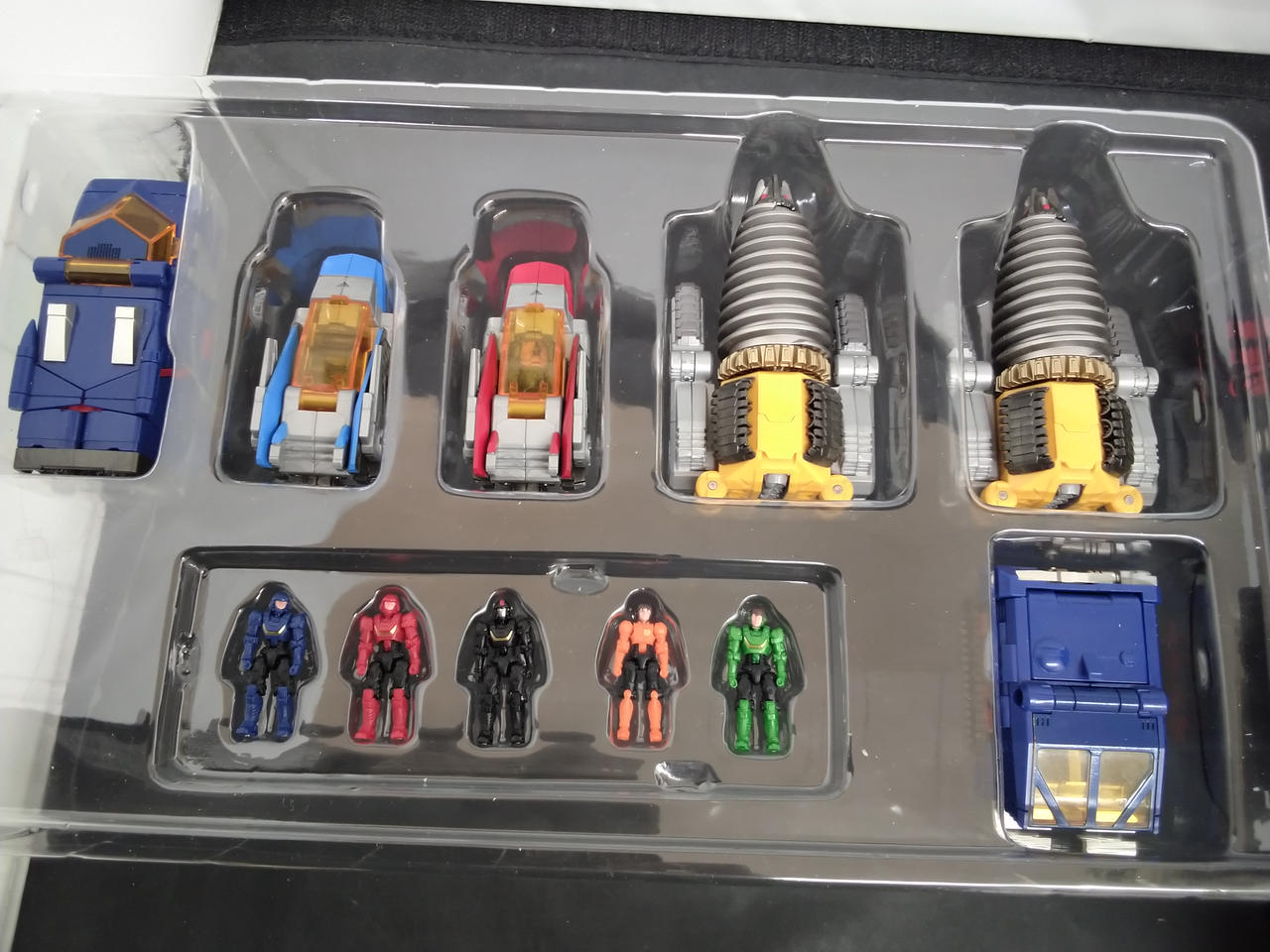 輸送箱未開封　新品未開封　グランドダイオン　ダイアクロン　タカラトミー 輸送箱未開封 新品未開封 グランドダイオン ダイアクロン タカラ