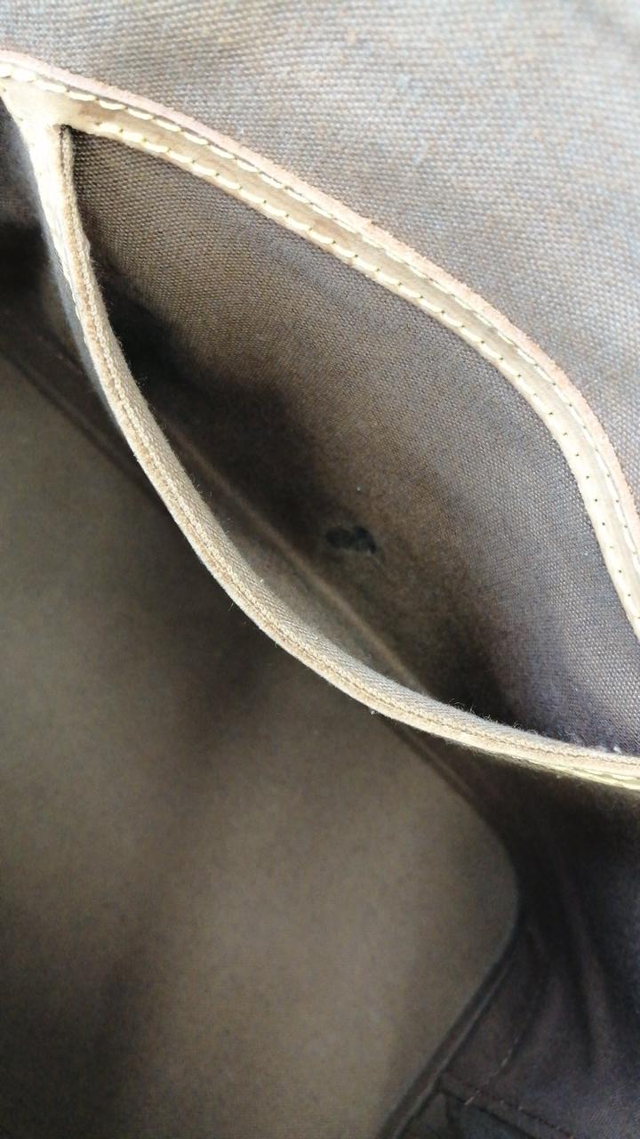 ポケット内シミあり