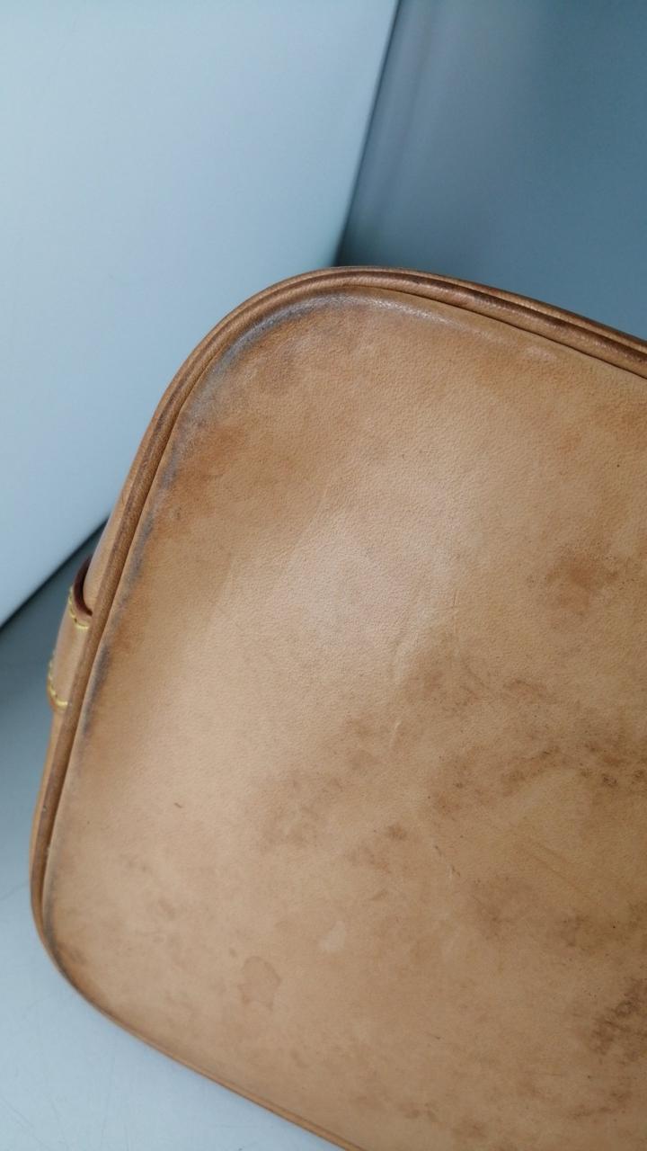 角スレ使用感あり
