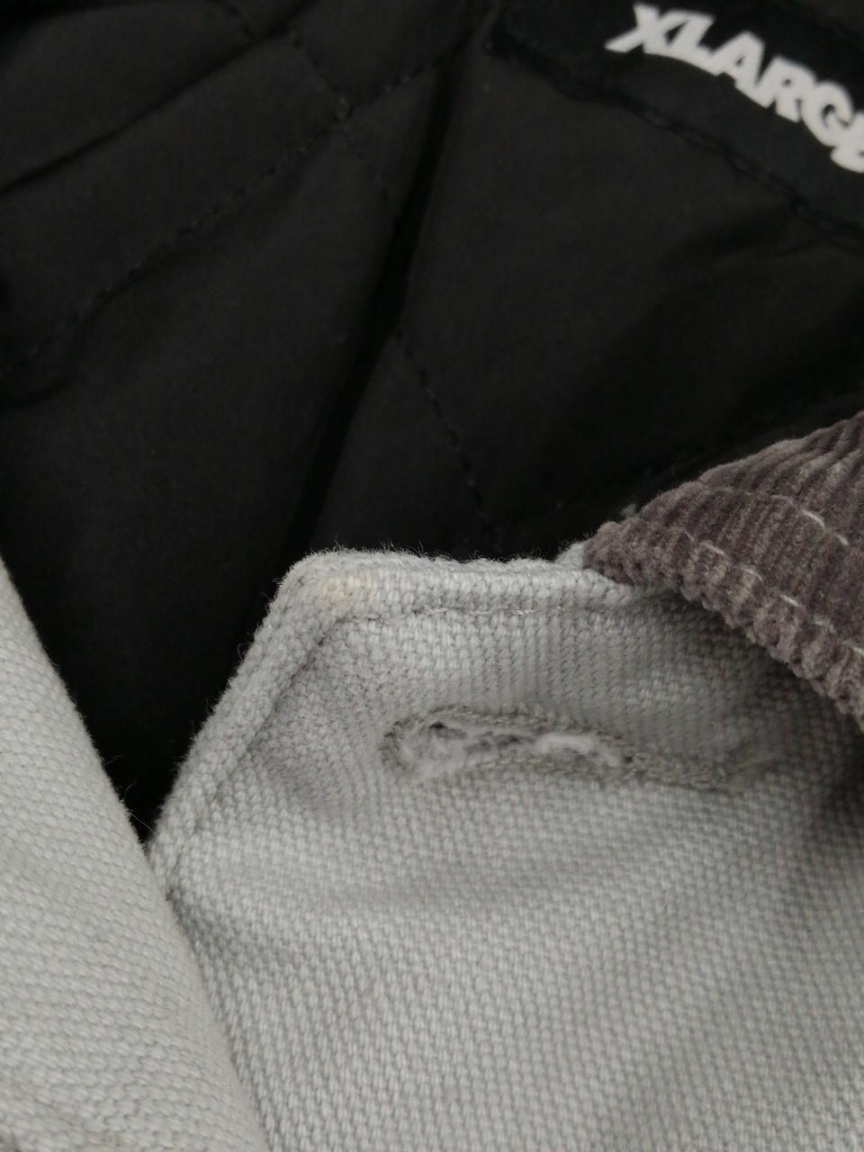 薄くヨゴレあり