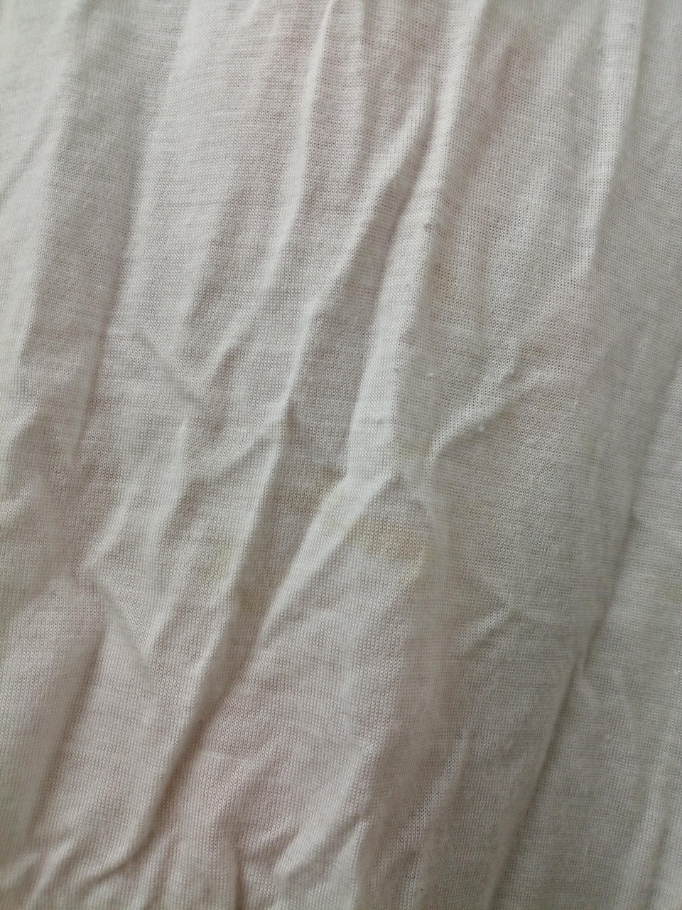 黄色いヨゴレあり