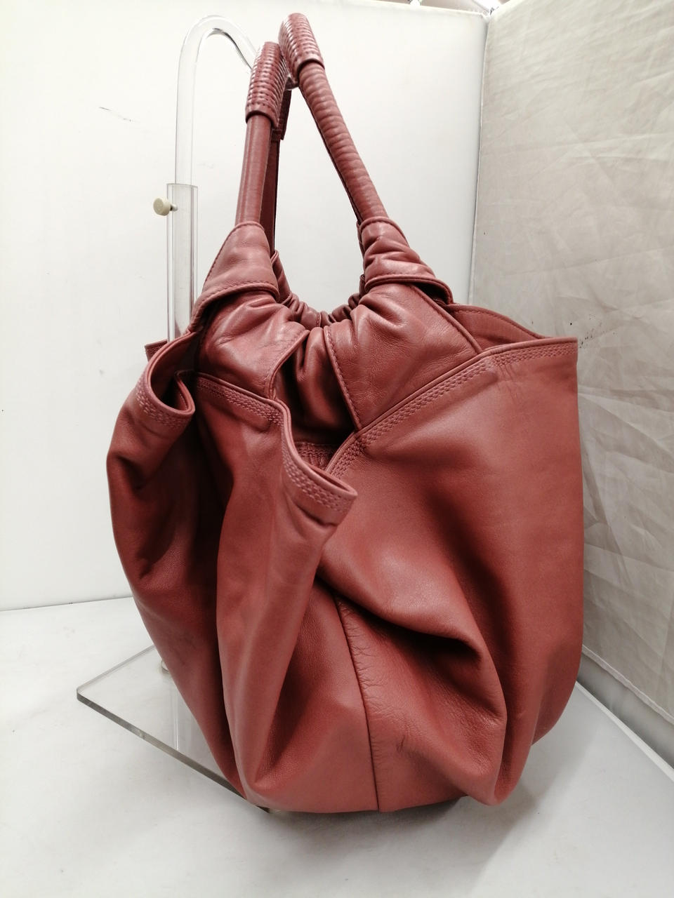 ロエベ(LOEWE)|ナッパアイレ レザーハンドバッグ|HARDOFFオフモール