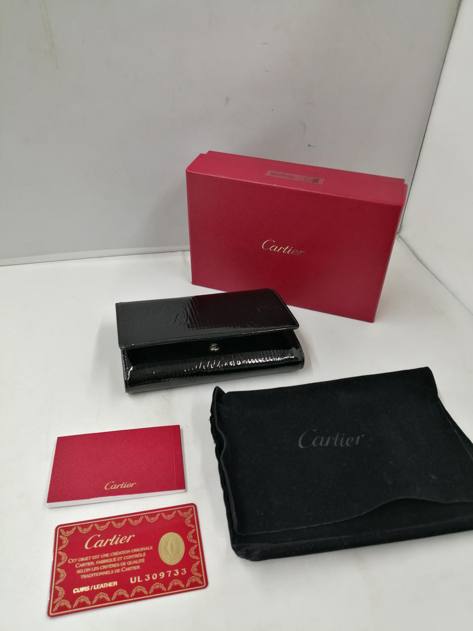 極美品 Cartier カルティエ ハッピーバースデー 折り 財布 二つ折り財布 brandvalue-store_t18235g