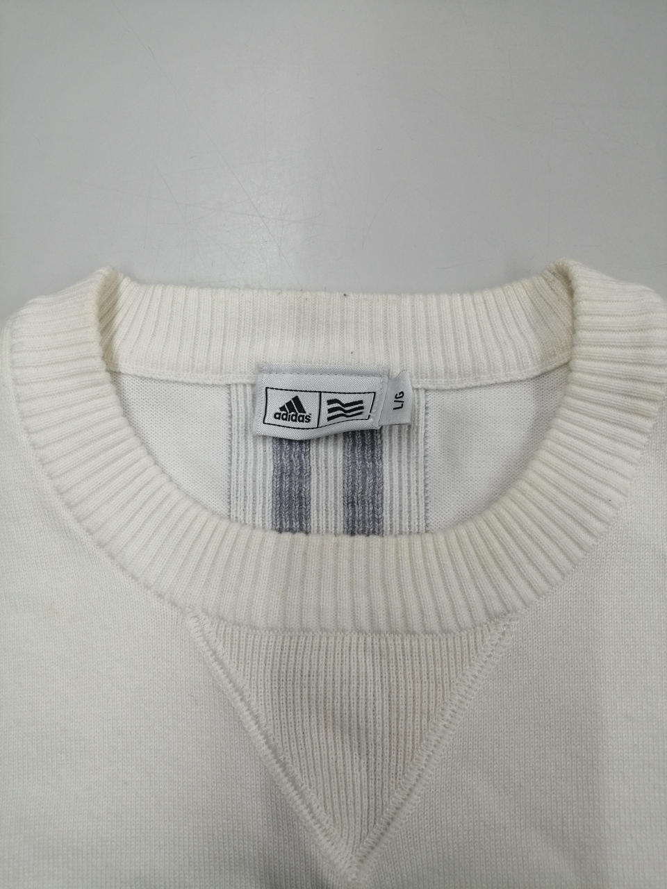 少し変色あります。