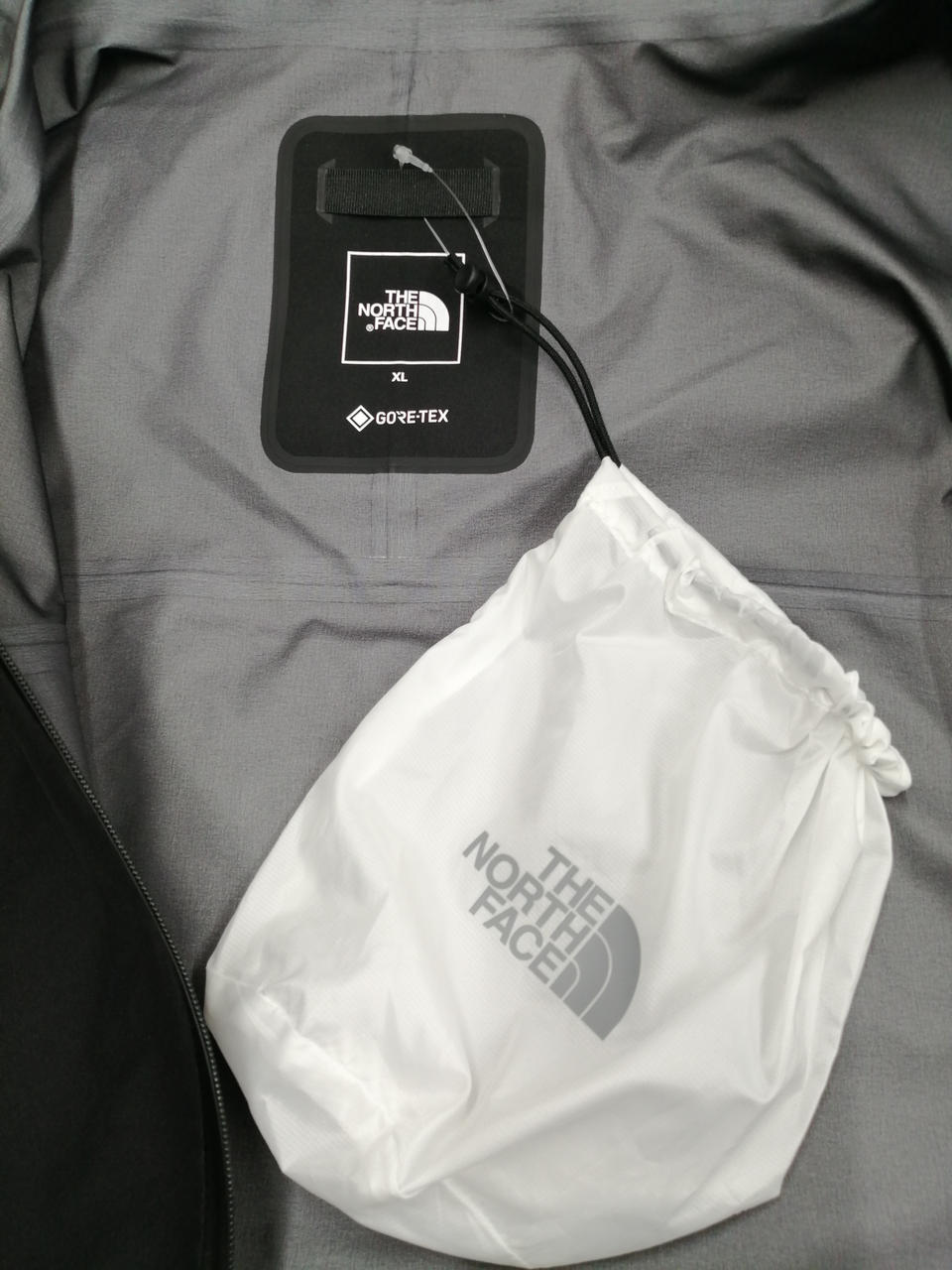 袋付属してます。