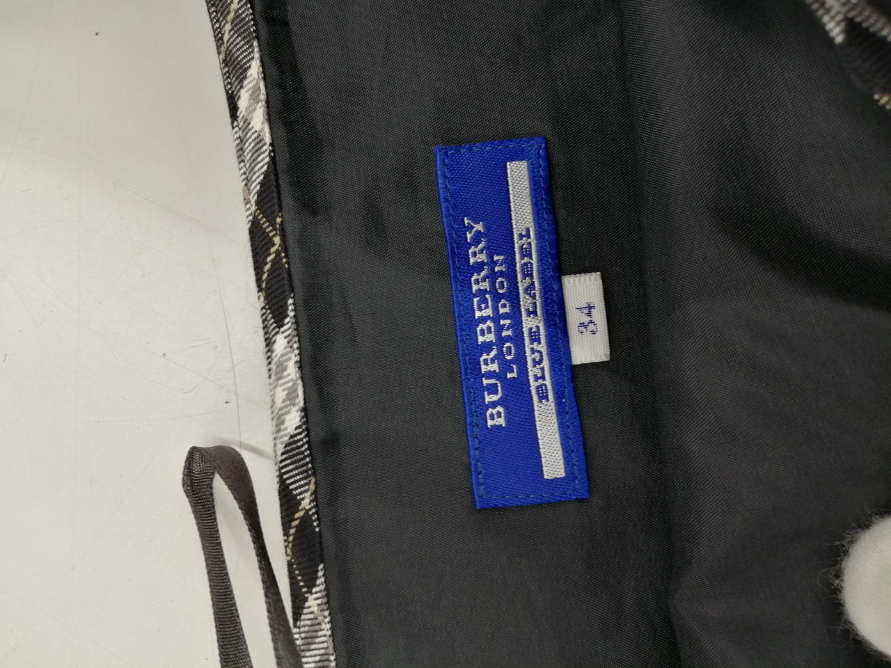美品  ◆  Burberry  ◇  ベルト付き フレアスカート バーバリーブルーレーベル フレアスカート - メルカリ