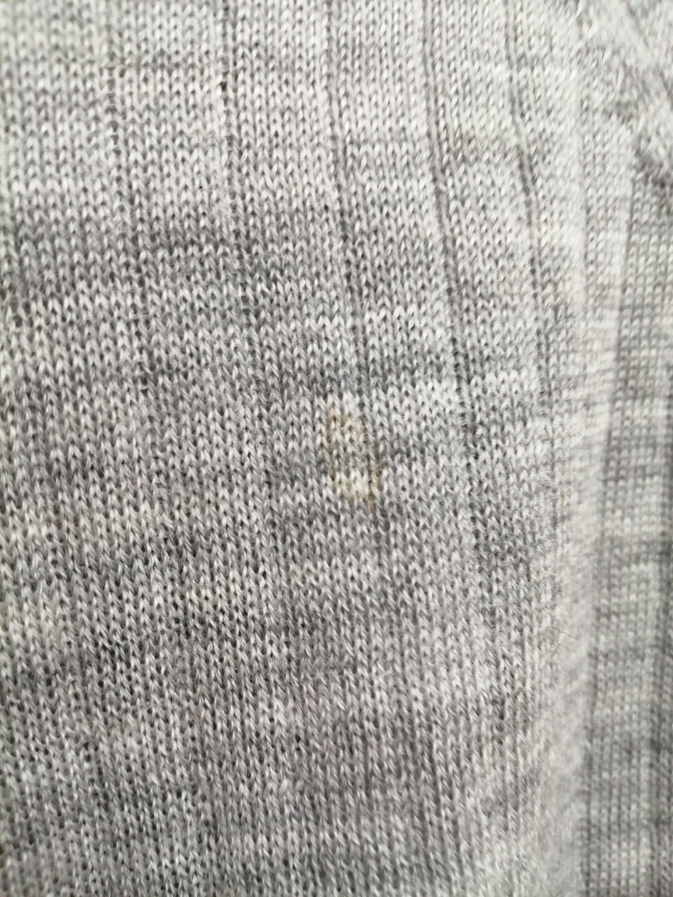 シミあります。