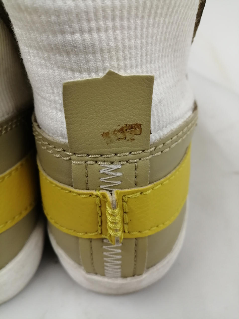 お汚れあります