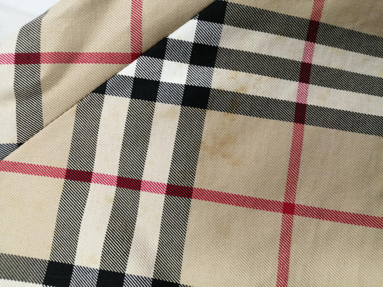 シミあります。