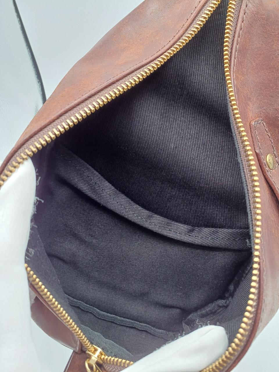 美品 Ryu リュウ レザーウエストバッグ ボディバッグ 生産終了品 Ryu] SQUARE BODY BAG | Ryu(リュウ)公式ECサイト／Wath'z