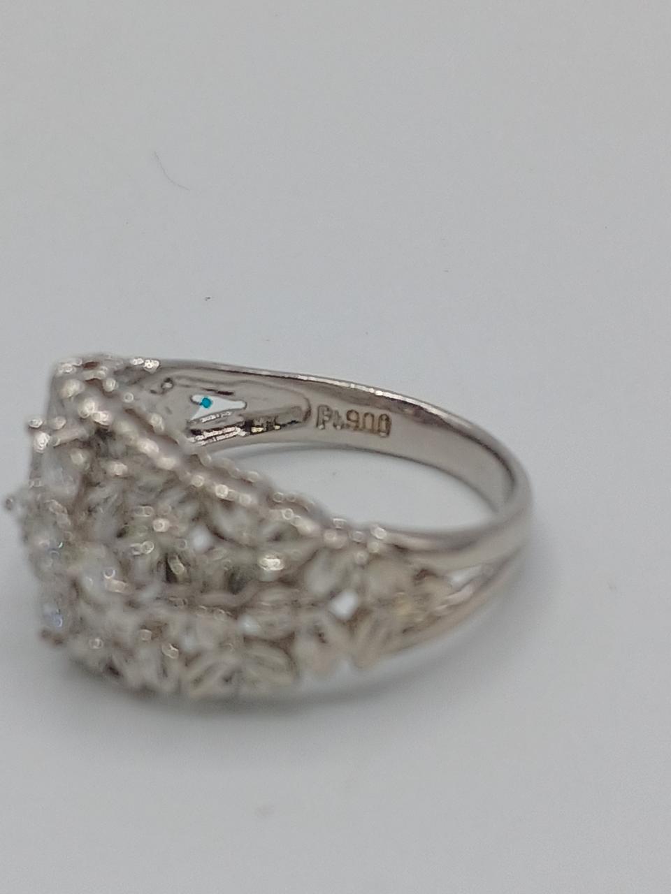 Pt900 宝石付きリング リング Pt900 ダイヤ付 (Type-TP)