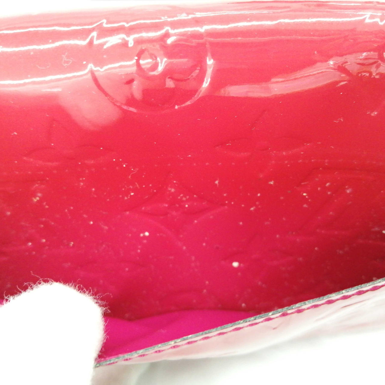 外ポケット
内部白い点々ヨゴレ有り