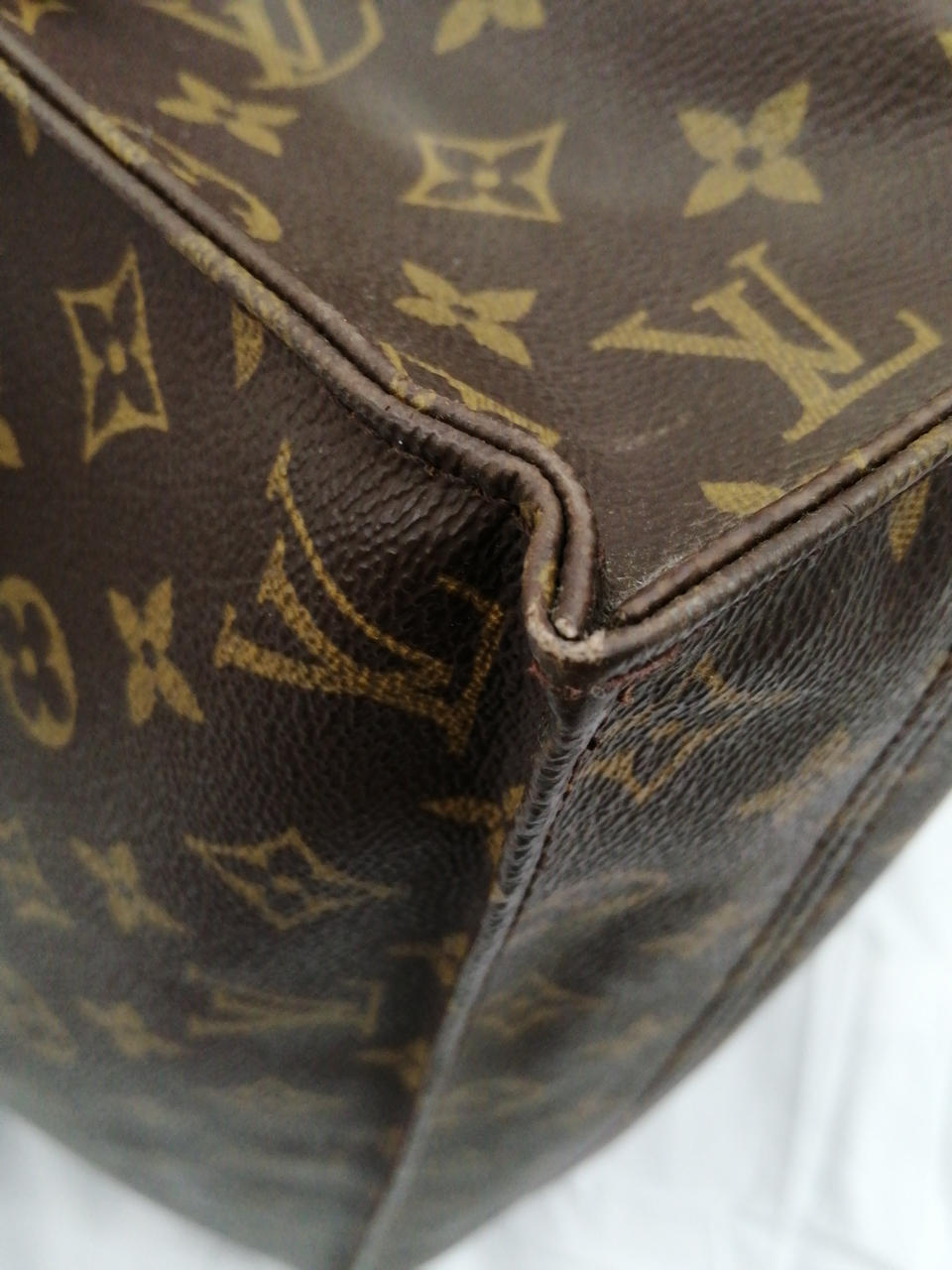 角スレ4箇所ございます