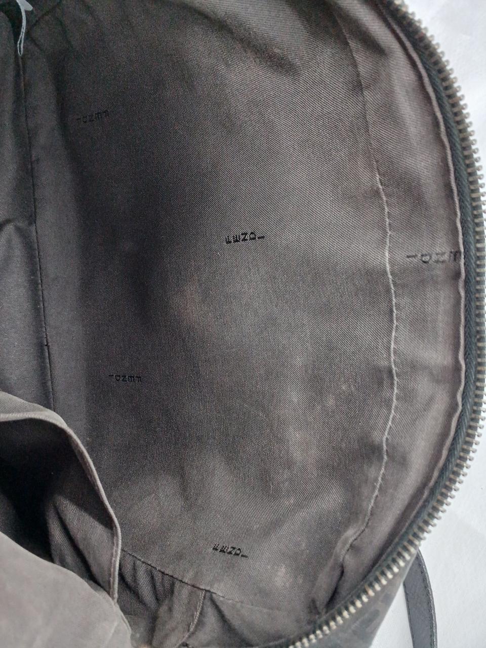 ※シミが多数あります