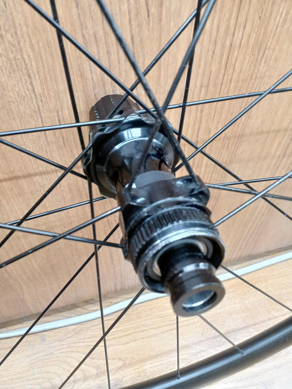 Fulcrum Comp ホイールセット 走行距離50km未満 SALE】ほぼ半額！！！FULCRUMのミドル＆ハイエンドホイールが