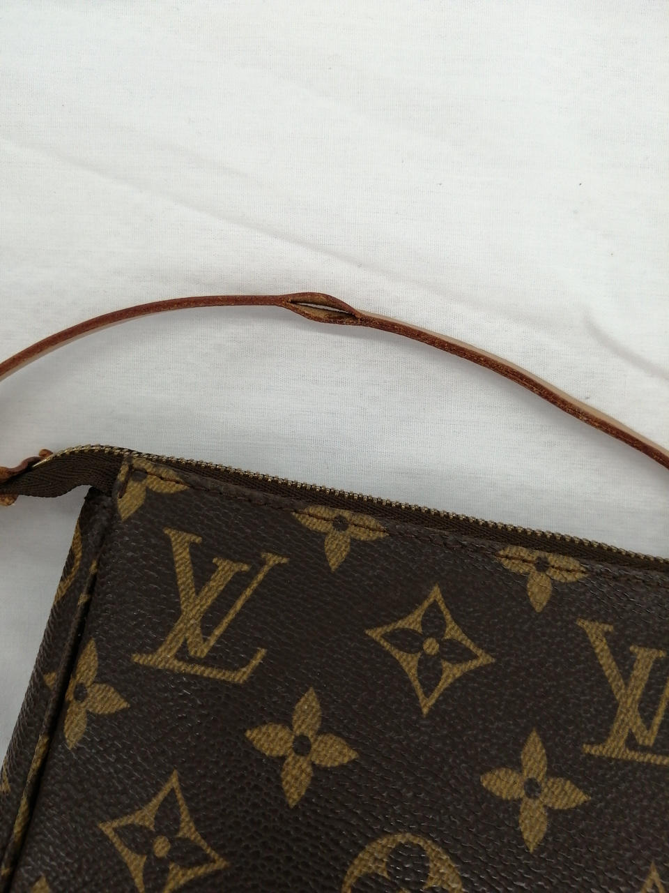 一部剥がれがございます