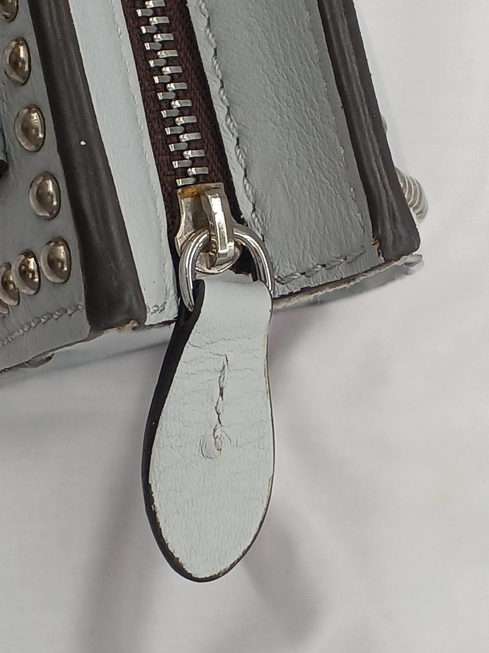 ※スライサー部分に変色箇所があります。