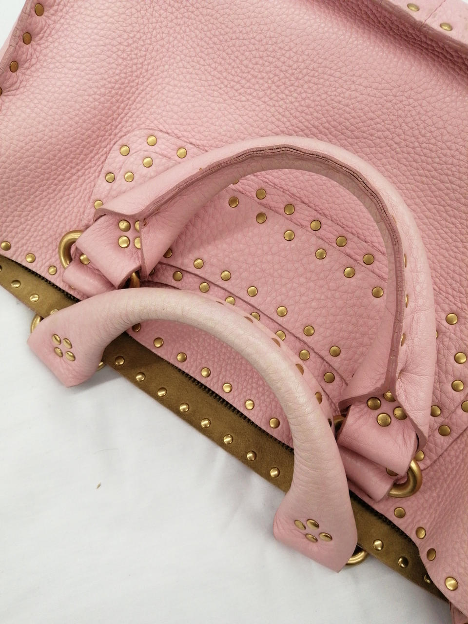 持ち手部分に色あせございます