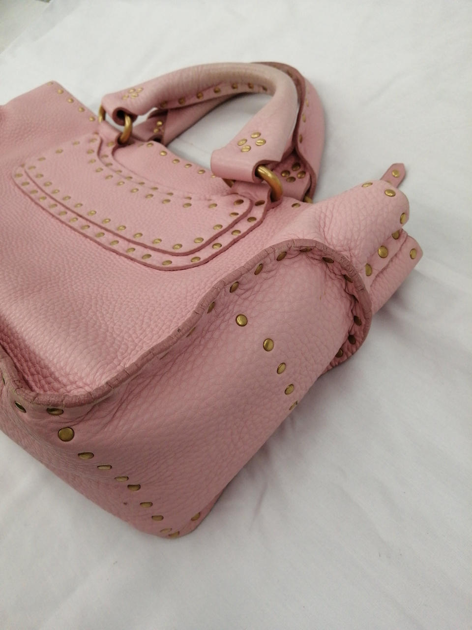 縁取り部分にシワキレございます