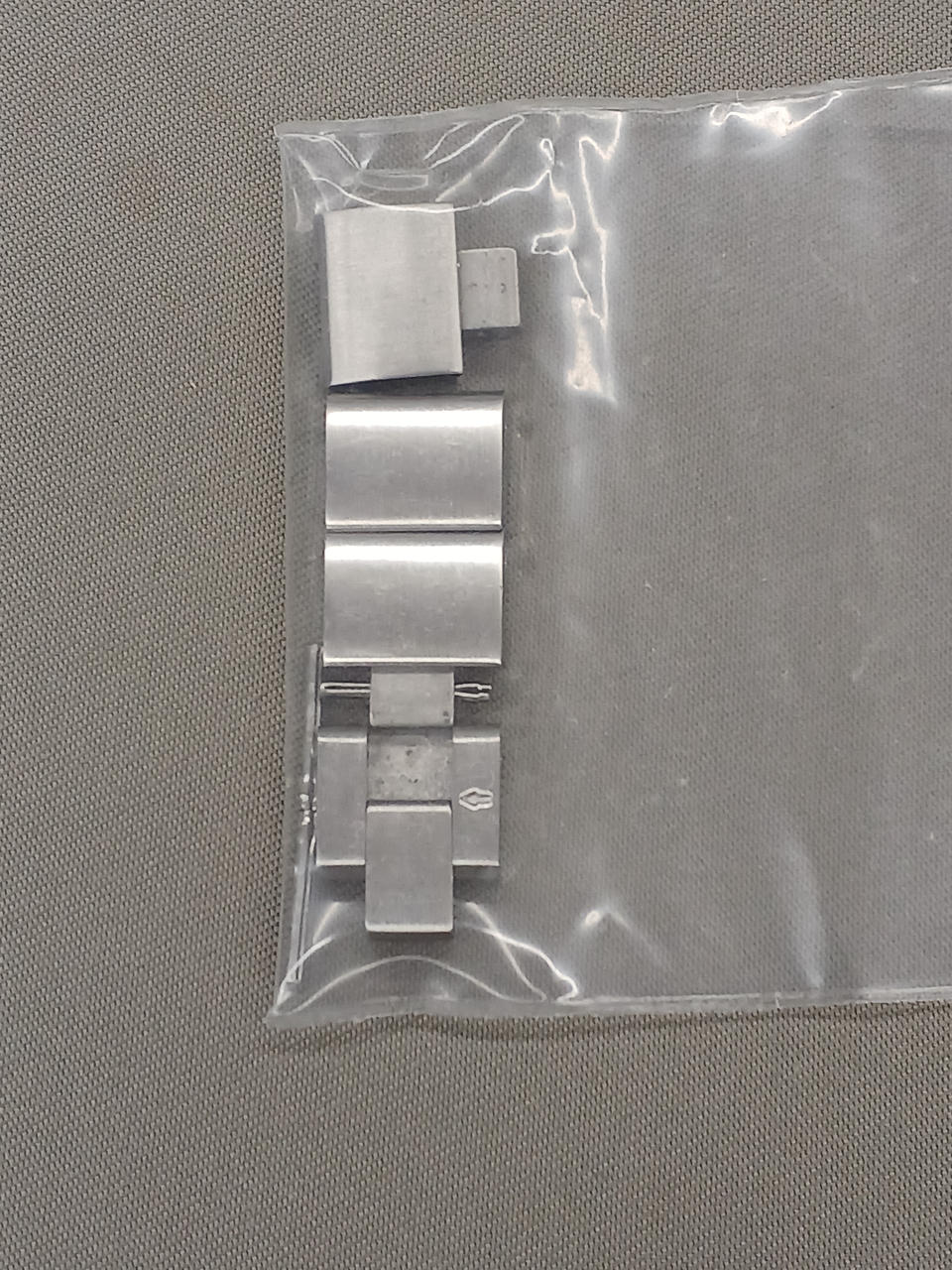 付属品でベルトパーツ付いてます