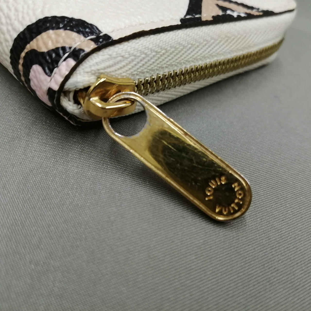 LVジッピーコインパース　ワイルドアットハート wallet ルイヴィトン(LOUIS VUITTON)|ジッピーコインパース ワイルド