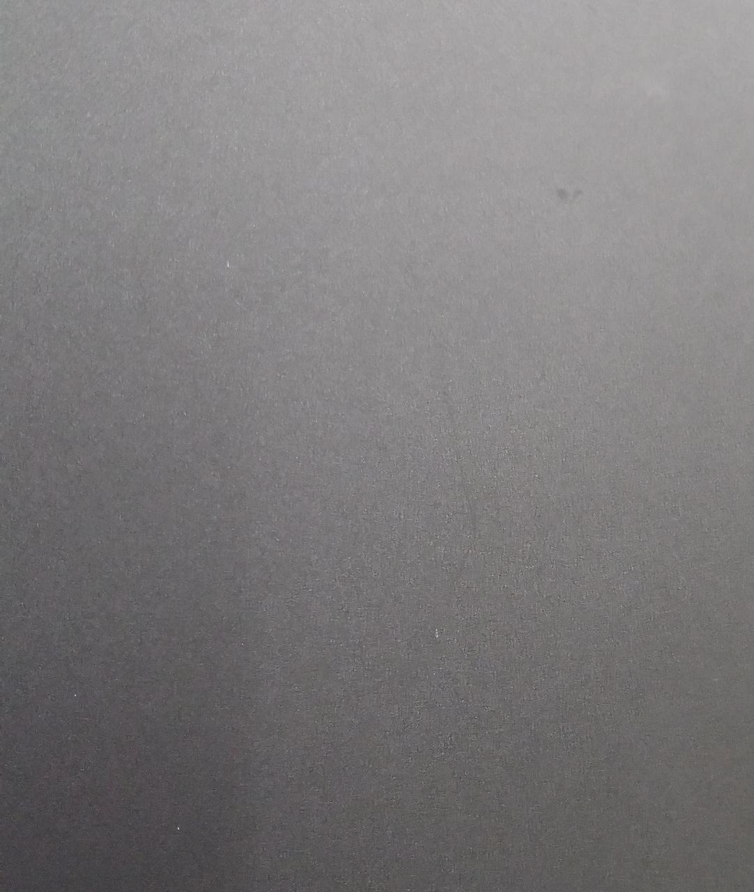 傷とシミがあります。