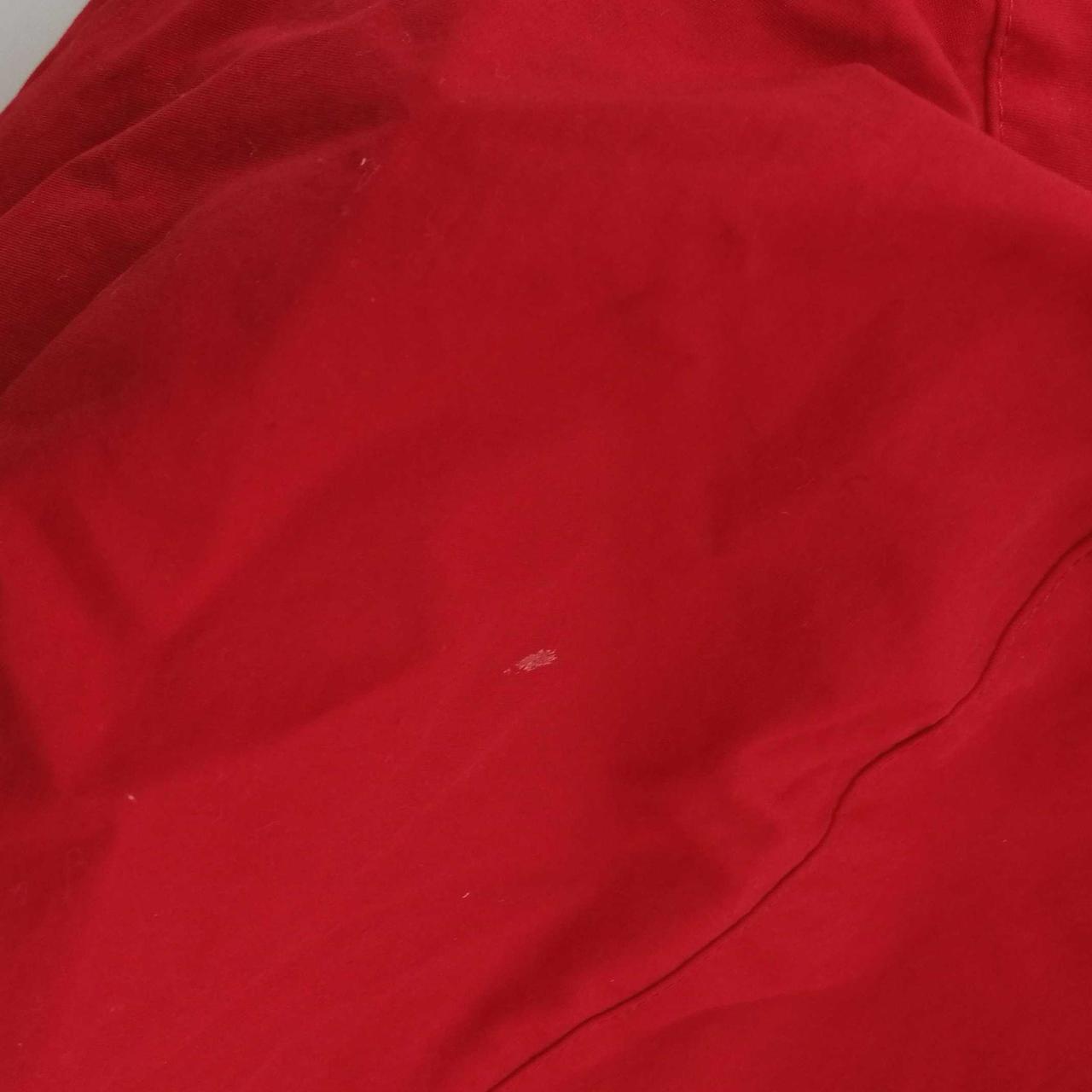 フード汚れあり