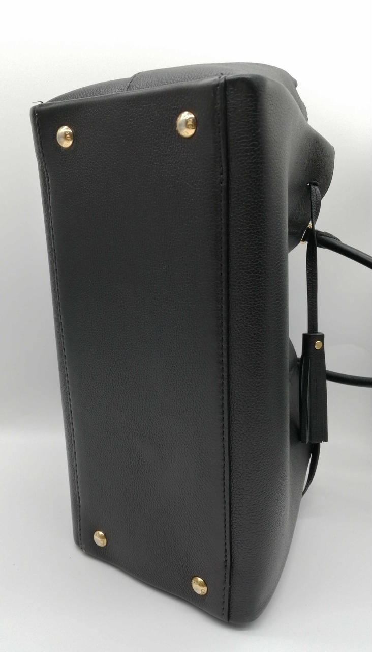 金具のスレ傷あり