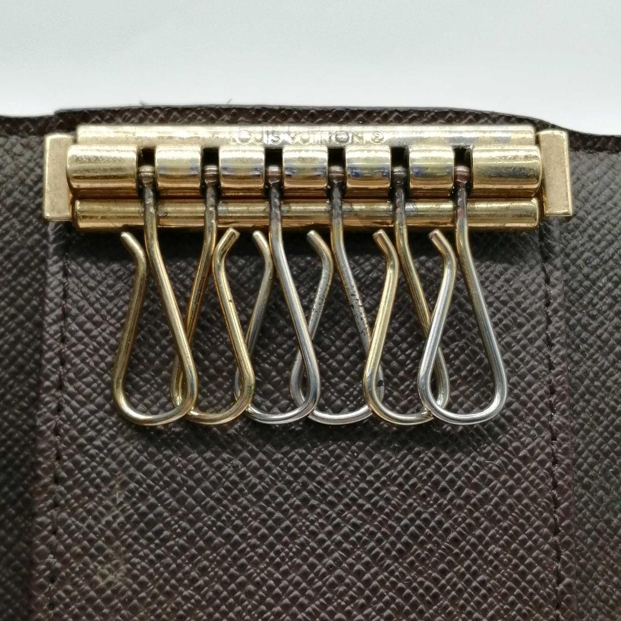 汚れ、スレ傷あり