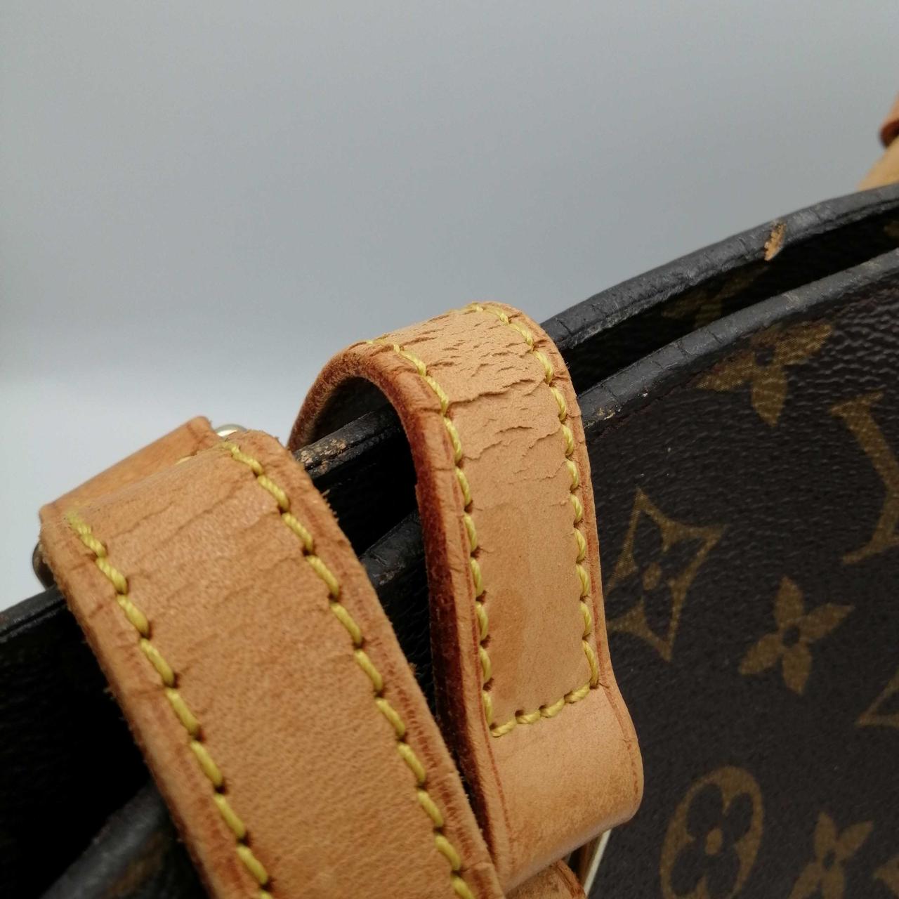 同様の割れや削れあり