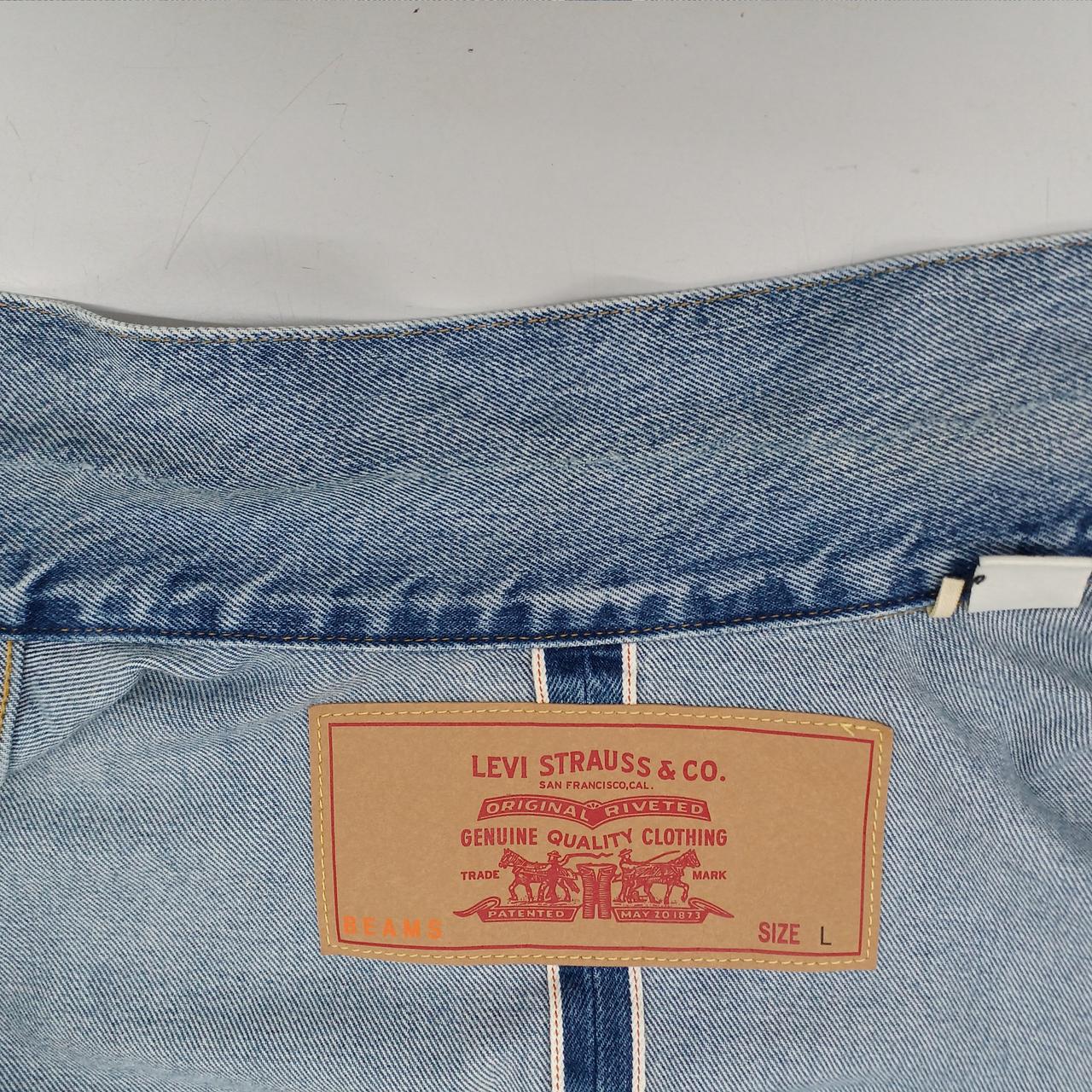 うっすらと汚れあり