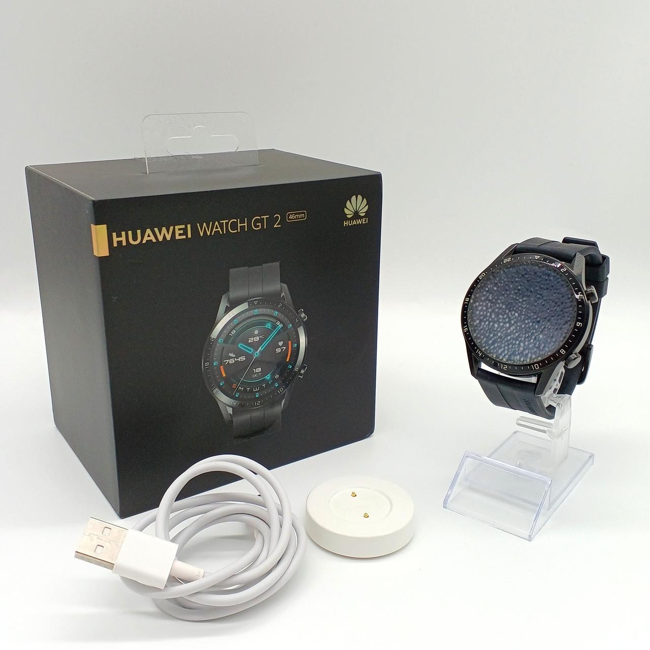 箱にへこみや痛みあり