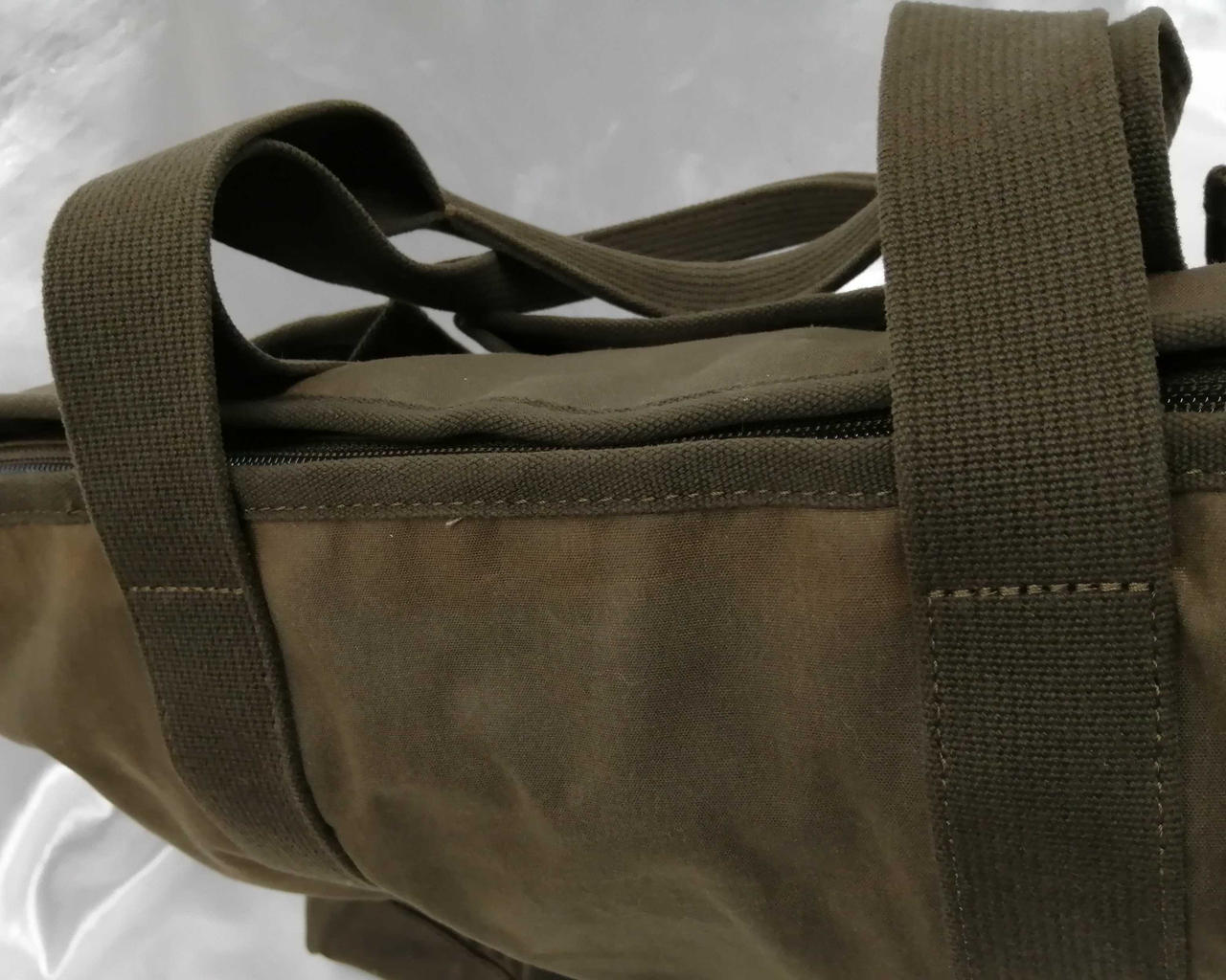 縁近辺色褪あり