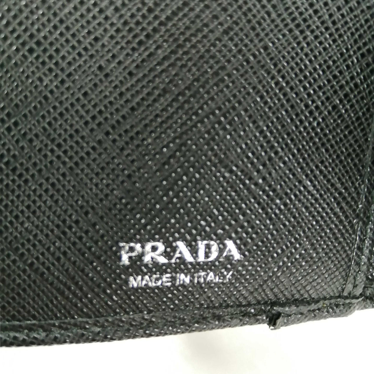 PRADA|コンパクトウォレット|【ハードオフ公式通販】オフモール