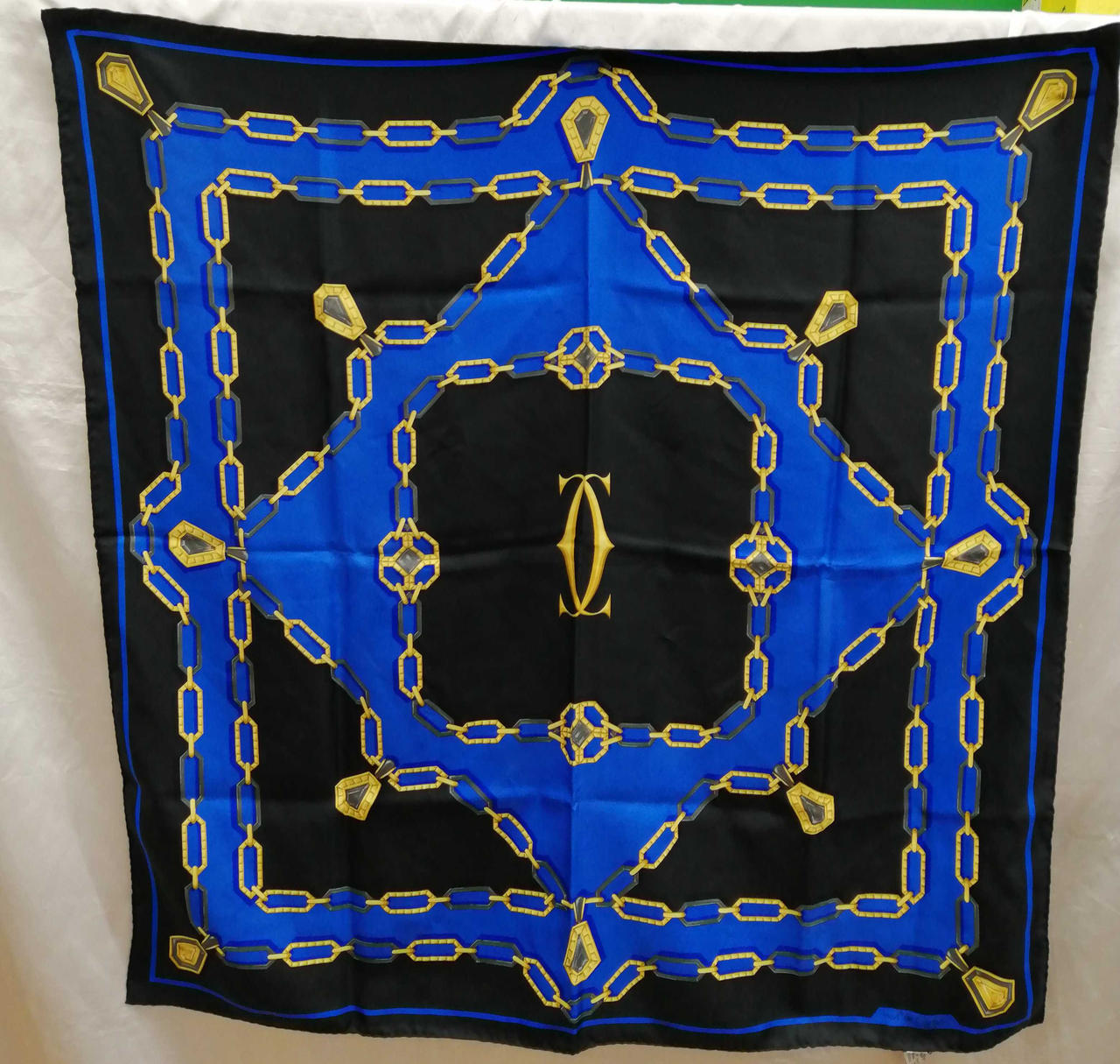 83cm×83cm