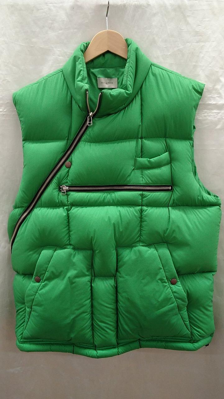 前部分下に汚れあり