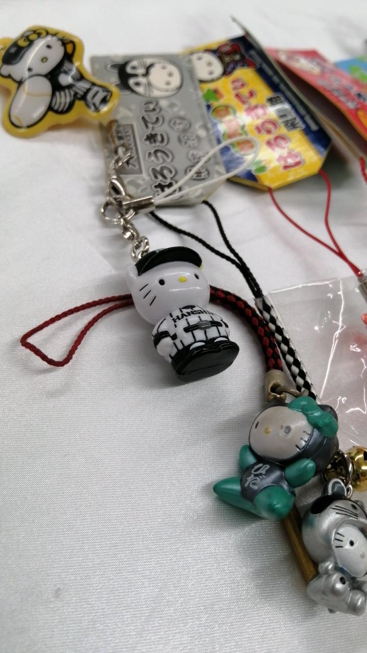 阪神ストラップ　ひだストラップ使用品です