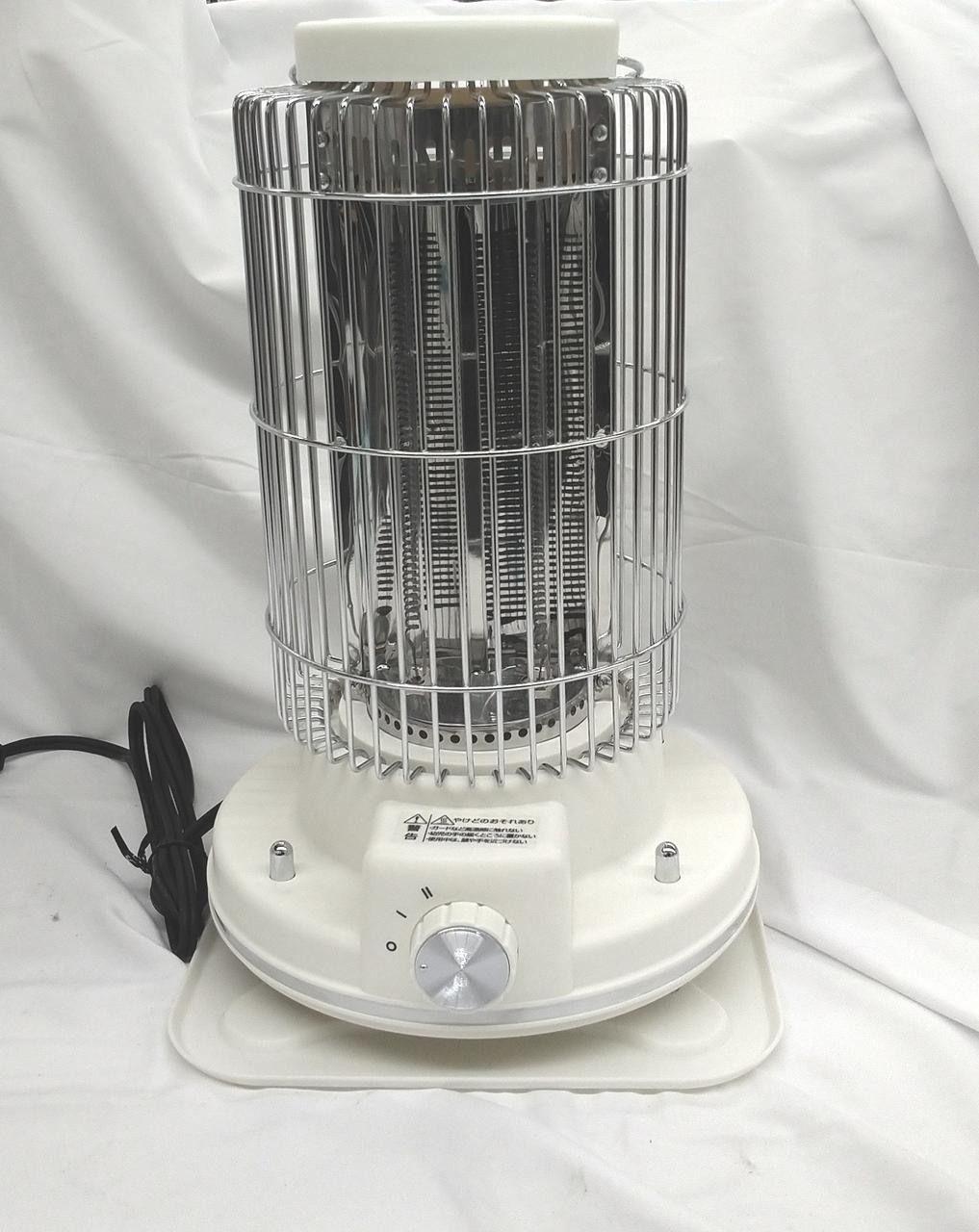 レトロ風な電気ストーブです
