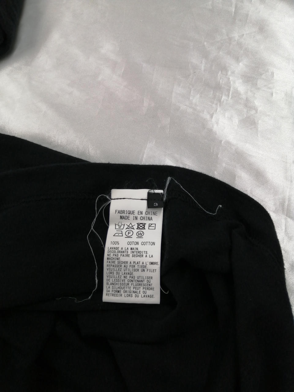 内側タグほずれあり