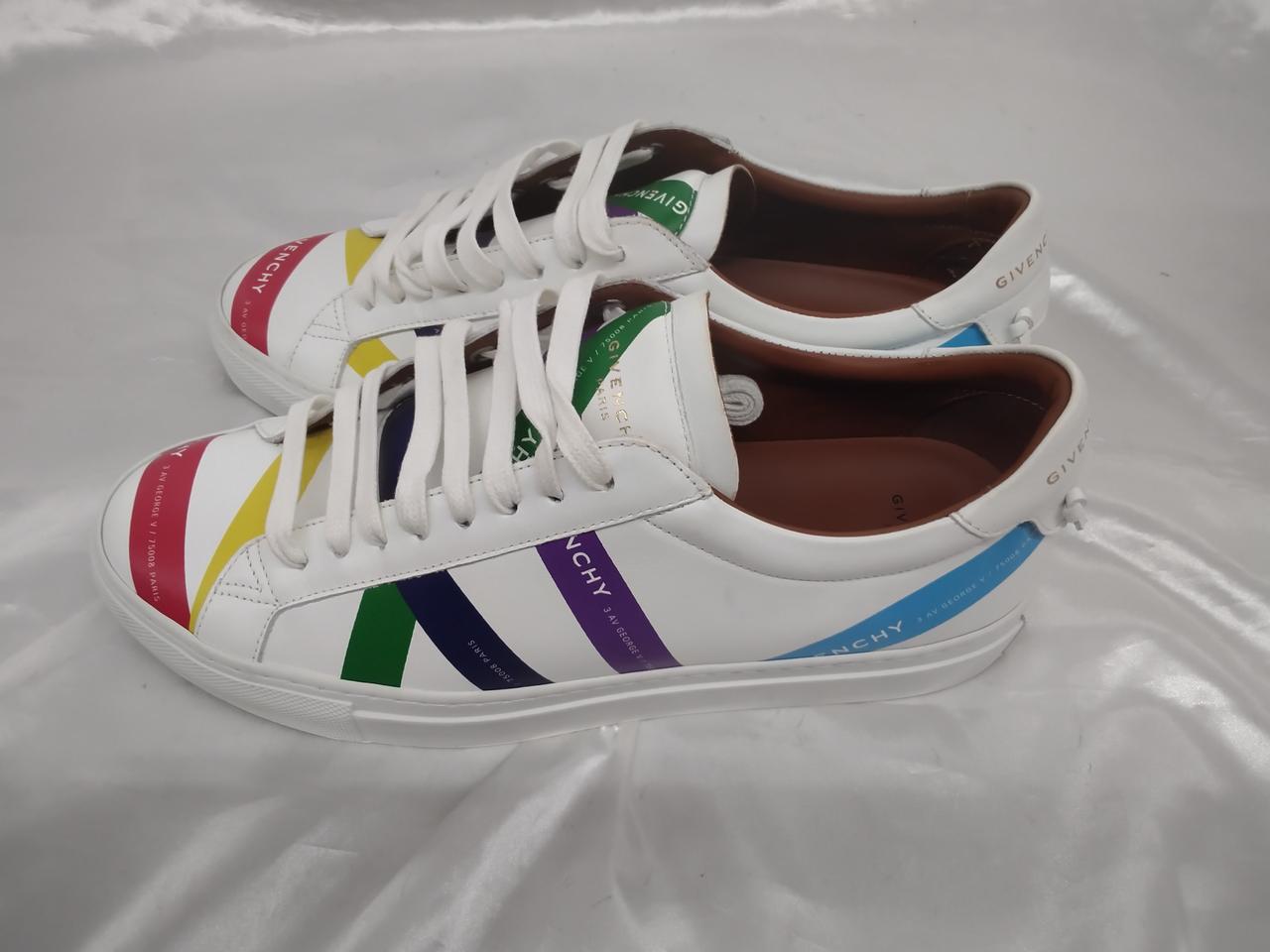 新品 正規品 10万超 GIVENCHY メンズローカット スニーカー 新品 正規品 10万超 GIVENCHY メンズローカット スニーカー