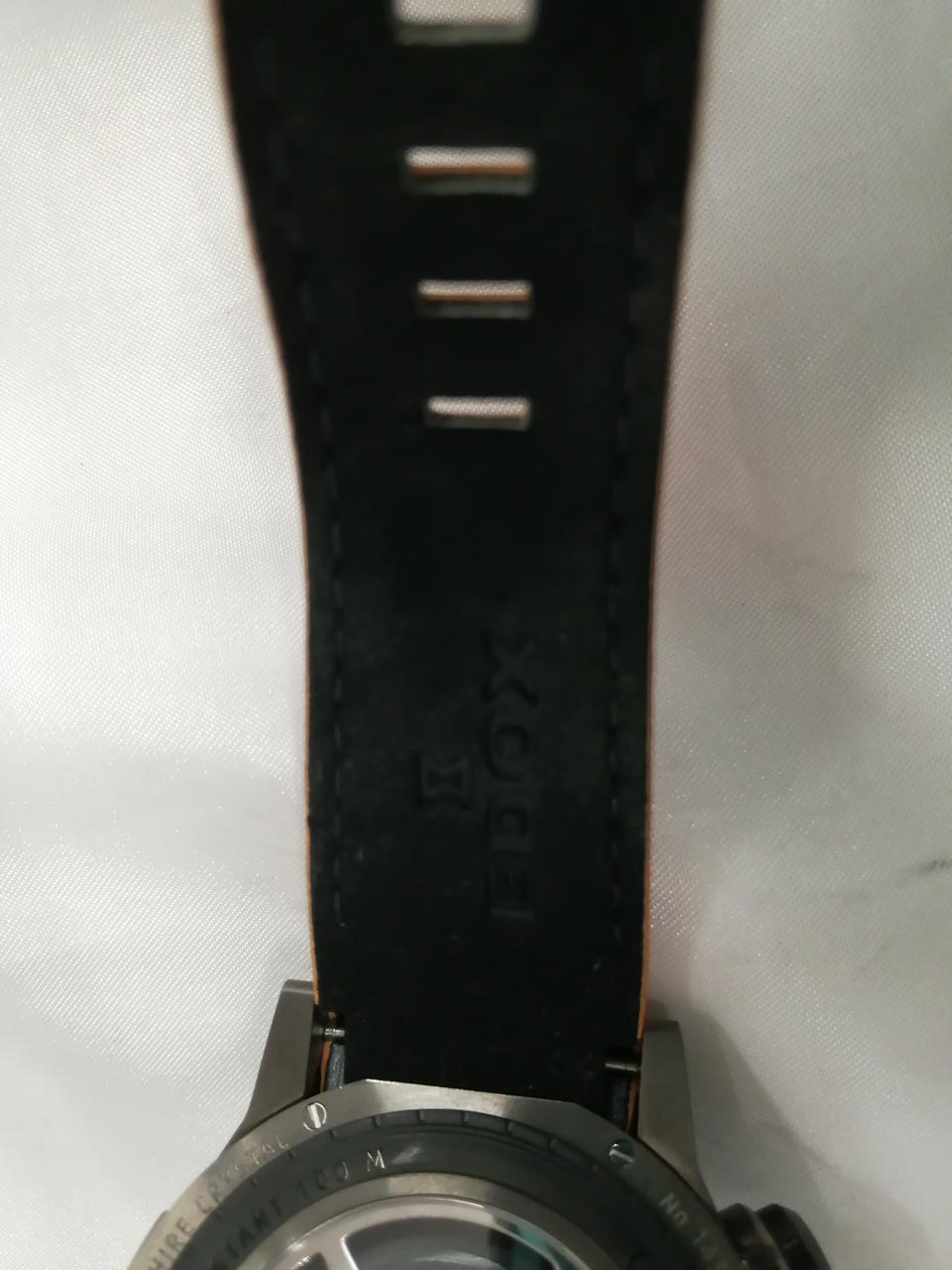 ベルト内側汚れあり