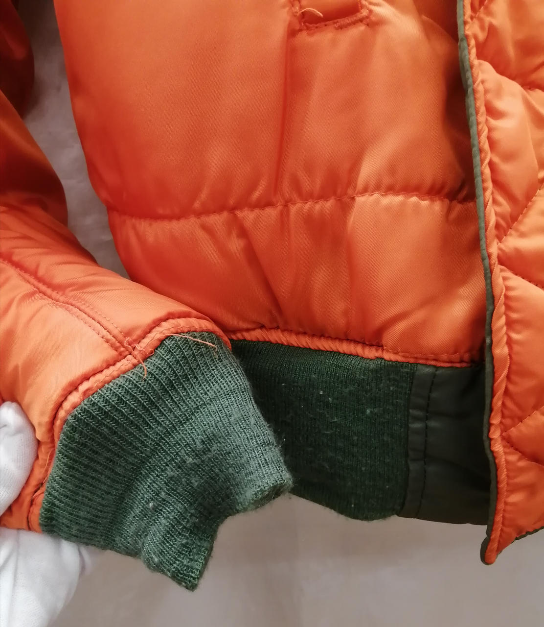 裾、袖口使用感あり