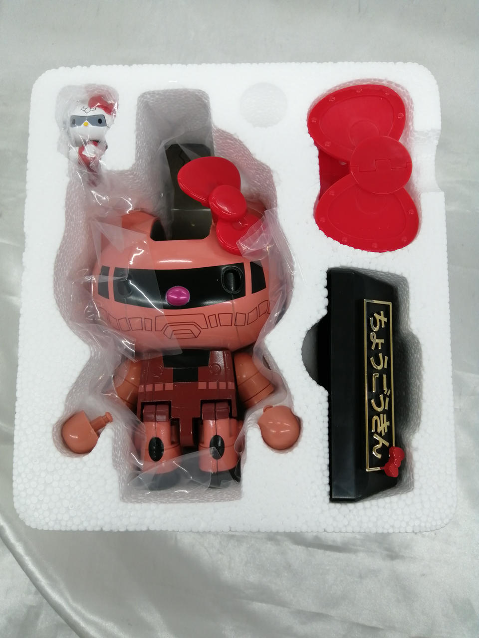 バンダイ(BANDAI)|超合金 シャア専用ザク2 ハローキティ|HARDOFFオフ