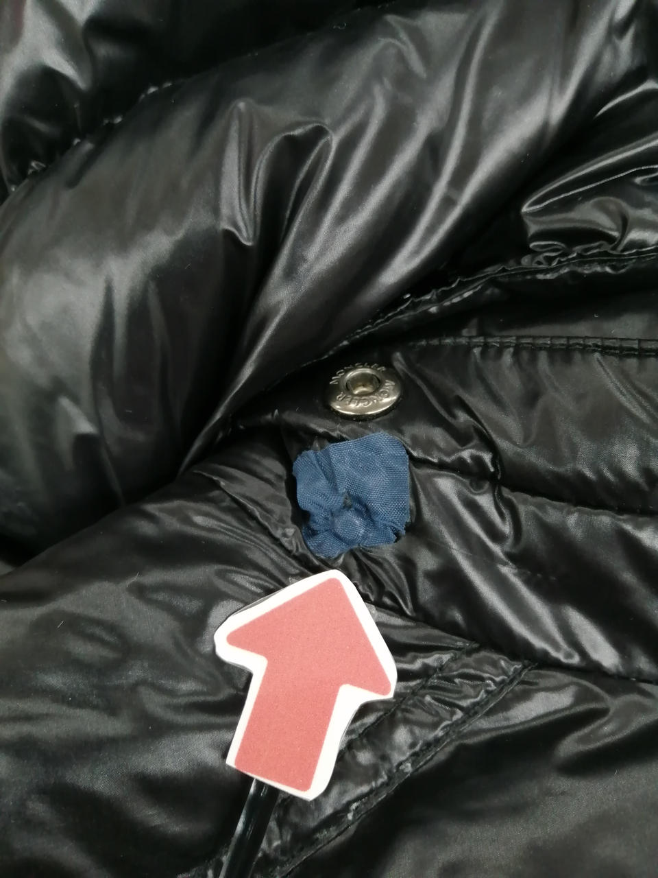 赤矢印部分修復跡あり