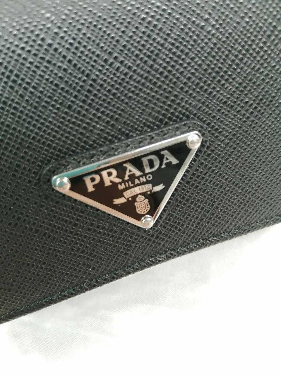 PRADA|コンパクトウォレット|【ハードオフ公式通販】オフモール