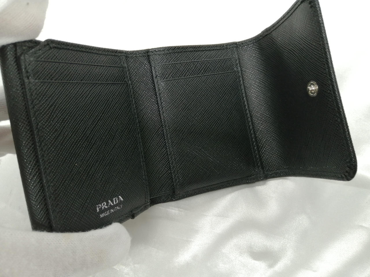 PRADA|コンパクトウォレット|【ハードオフ公式通販】オフモール