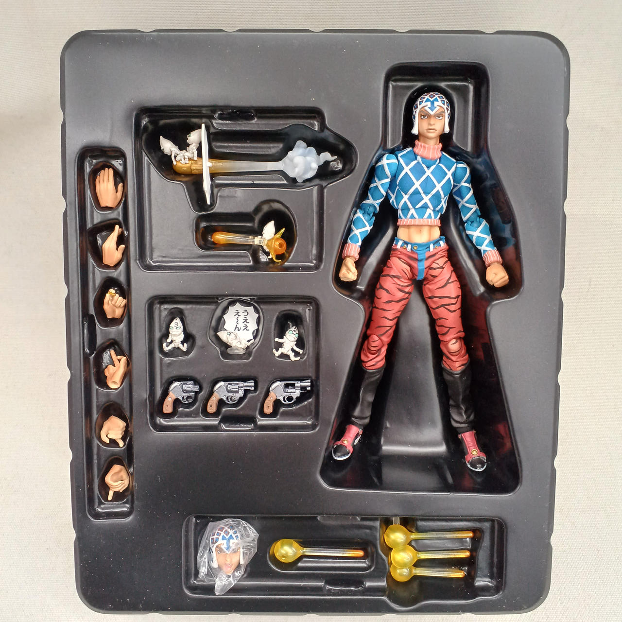 タバコの臭い強めです